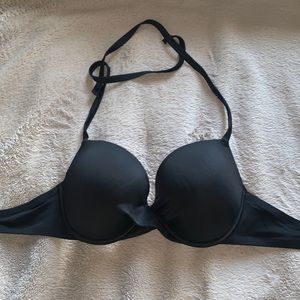 Black twist bikini top